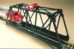 Bachmann Steel Through-Truss Bridge - Assembled -- With Blinking Red Light - N