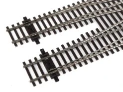 Walthers Track Code 83 Nickel Silver DCC-Friendly #6 Double Crossover - HO 5 Walthers Track Code 83 Nickel Silver DCC-Friendly #6 Double Crossover - HO -Model Train Toy Store lg948 83051 2